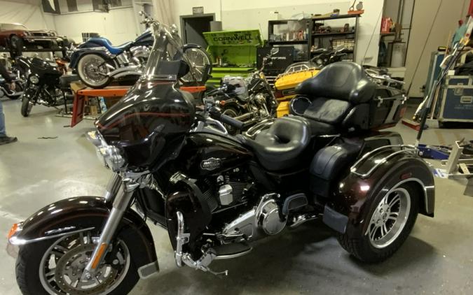 2011 Harley-Davidson Tri-Glide Ultra Classic - Two-Tone Color Options