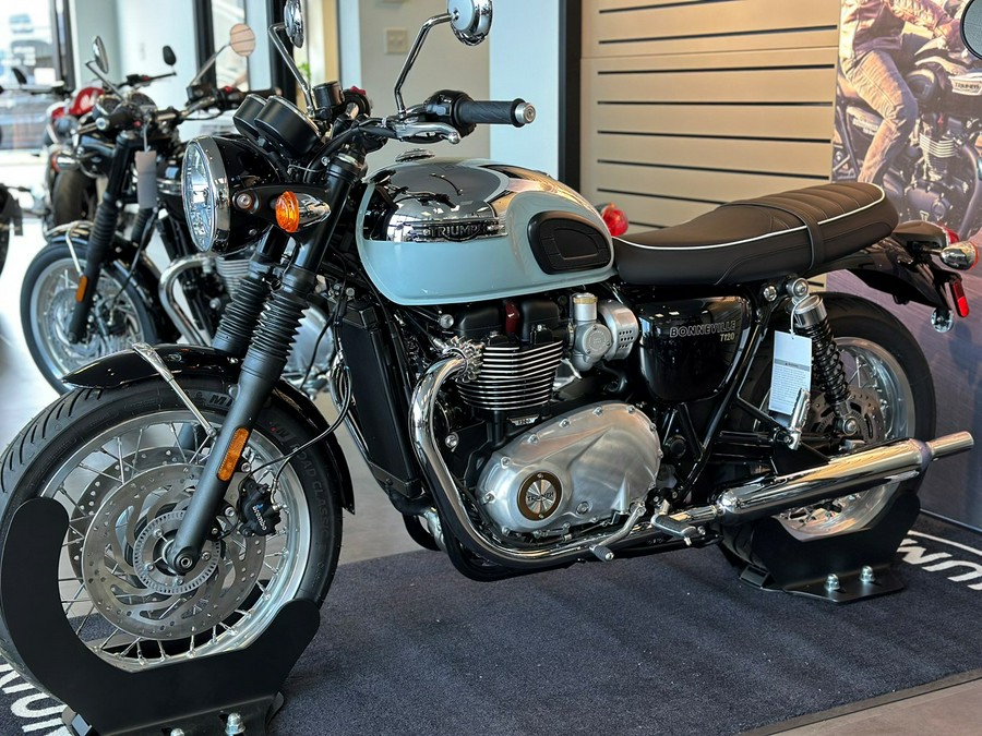 2023 Triumph BONNEVILLE T120