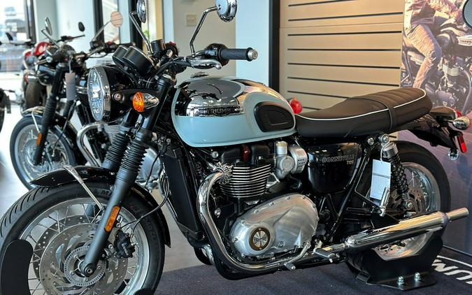 2023 Triumph BONNEVILLE T120