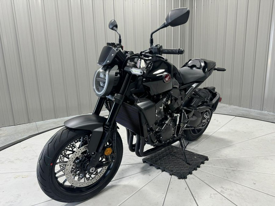 2024 Honda CB1000R Black Edition