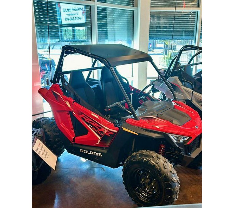 2025 Polaris RZR 200 EFI