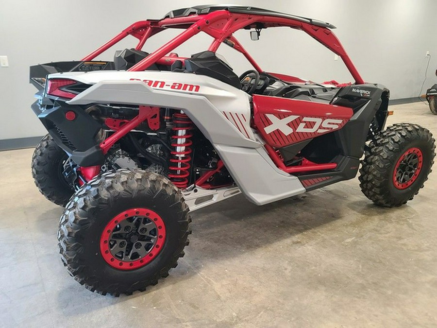2025 Can-Am Maverick X3 X DS Turbo RR With Smart-Shox Fiery Re