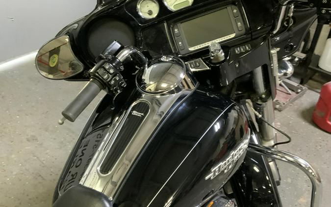 2014 Harley-Davidson FLHXS Street Glide Special