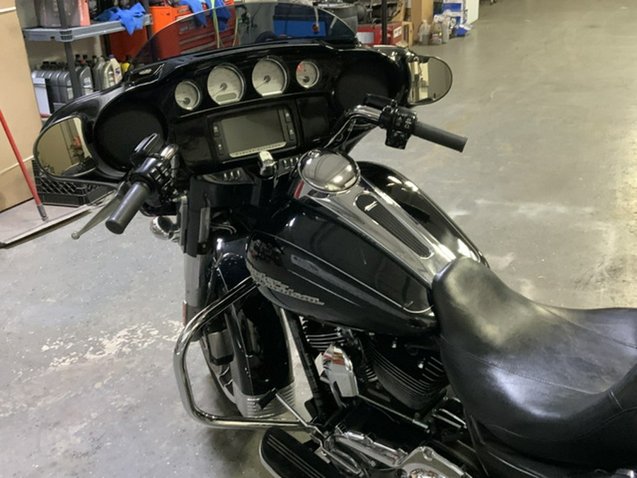 2014 Harley-Davidson FLHXS Street Glide Special