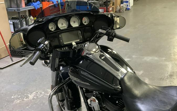 2014 Harley-Davidson FLHXS Street Glide Special