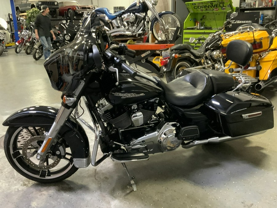 2014 Harley-Davidson FLHXS Street Glide Special