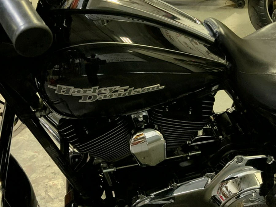 2014 Harley-Davidson FLHXS Street Glide Special