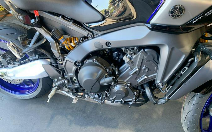 2025 Yamaha MT 09 SP