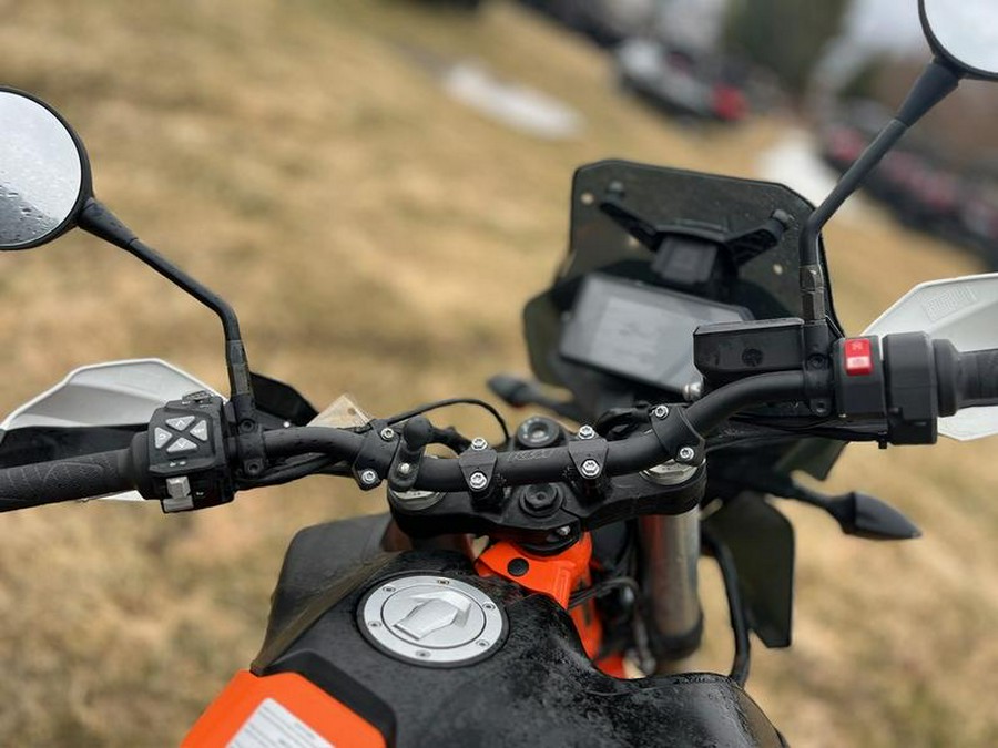 2022 KTM 890 Adventure R