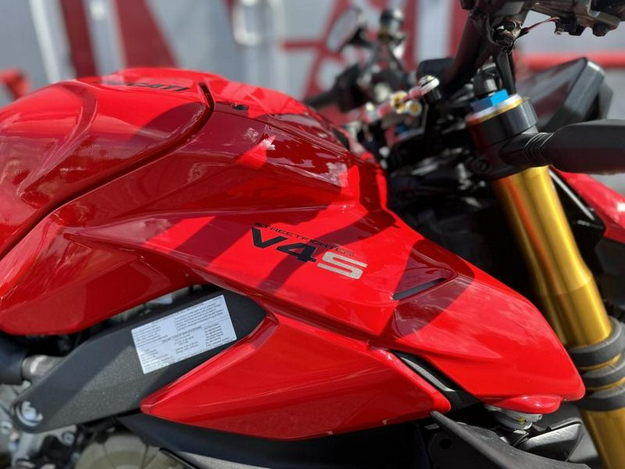 2024 Ducati Streetfighter V4 S Red