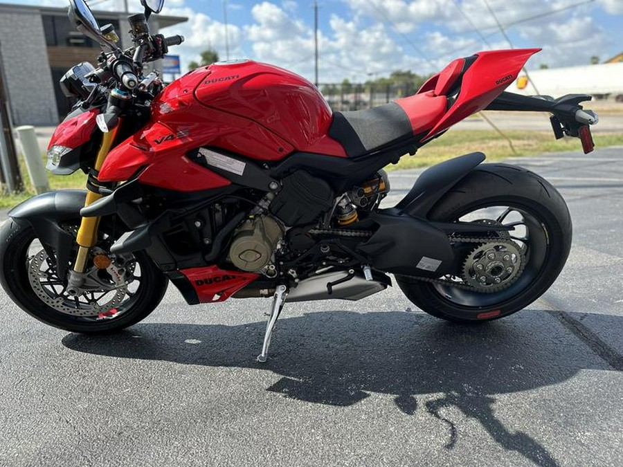 2024 Ducati Streetfighter V4 S Red