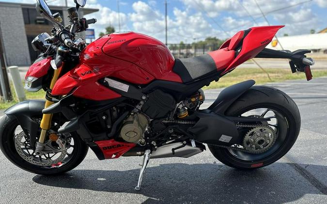 2024 Ducati Streetfighter V4 S Red