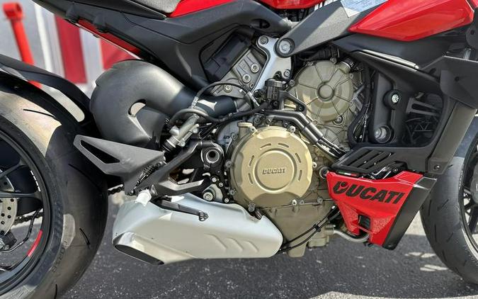 2024 Ducati Streetfighter V4 S Red