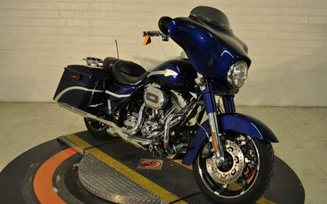 2010 Harley-Davidson CVO™ Street Glide®