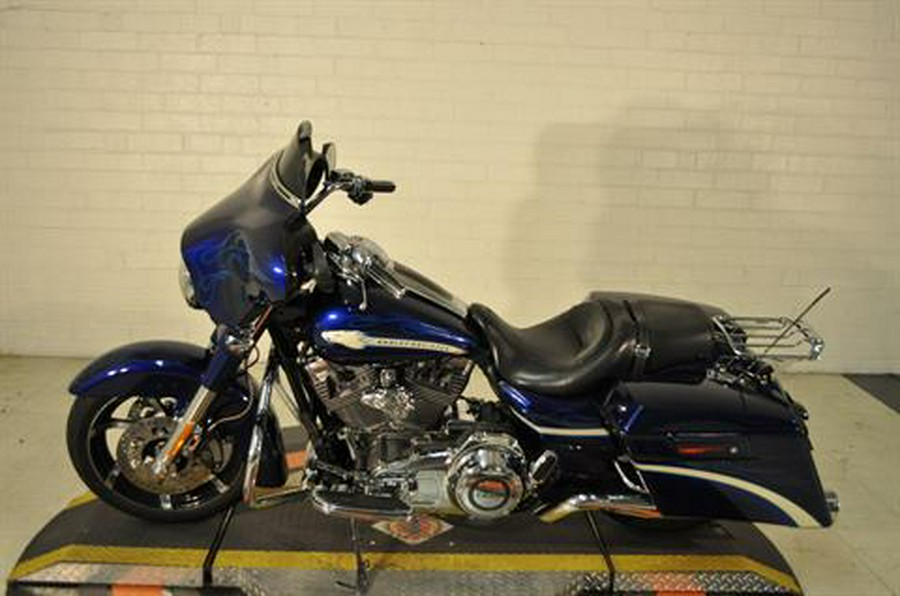 2010 Harley-Davidson CVO™ Street Glide®