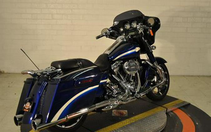 2010 Harley-Davidson CVO™ Street Glide®