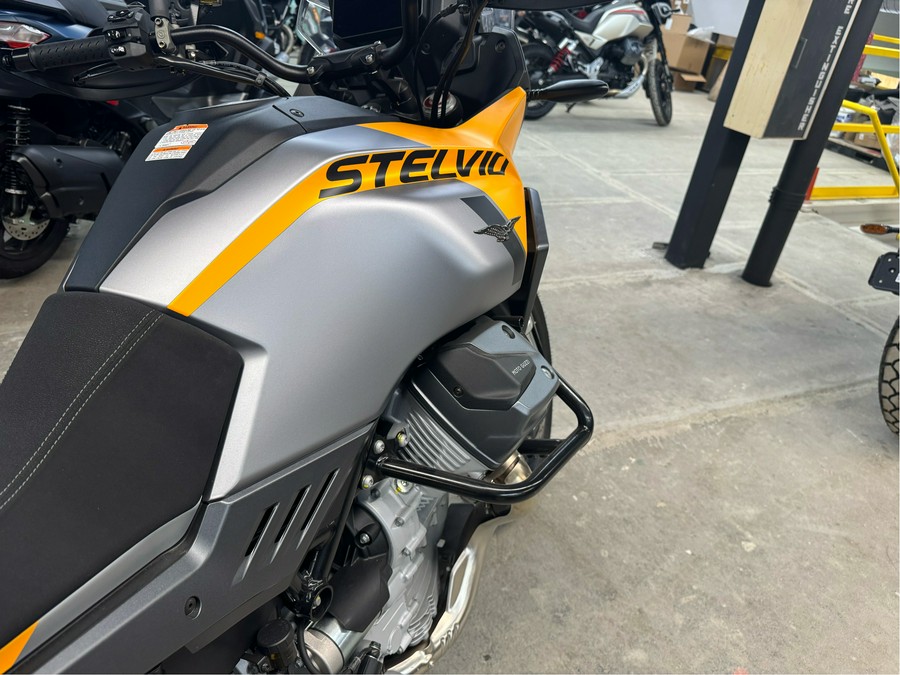 2024 Moto Guzzi Stelvio