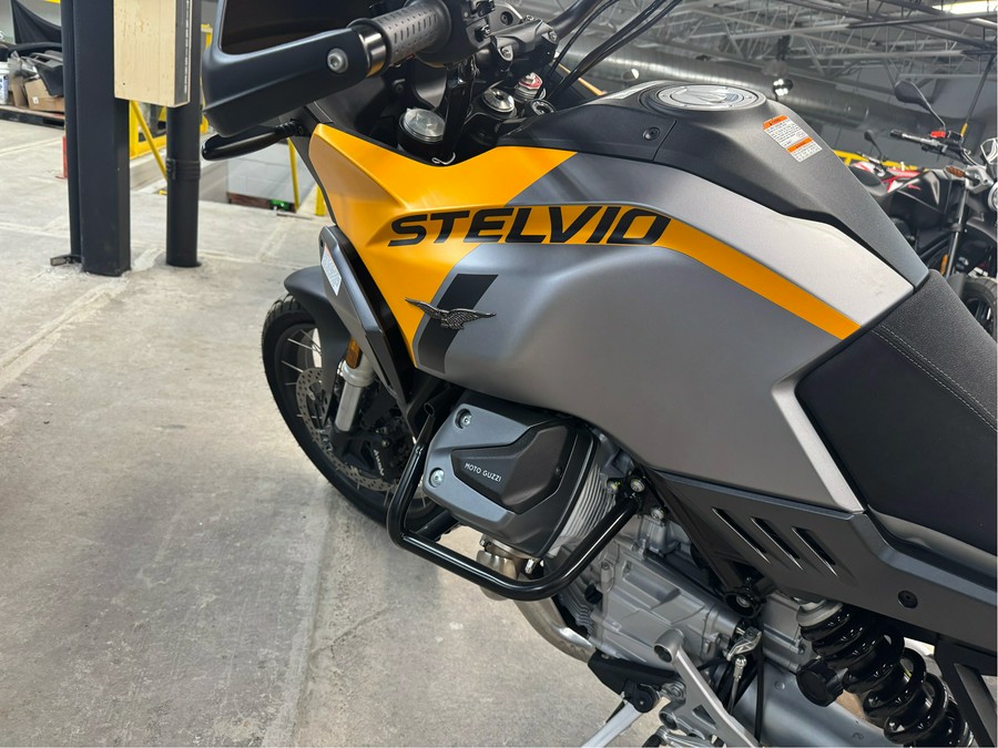 2024 Moto Guzzi Stelvio