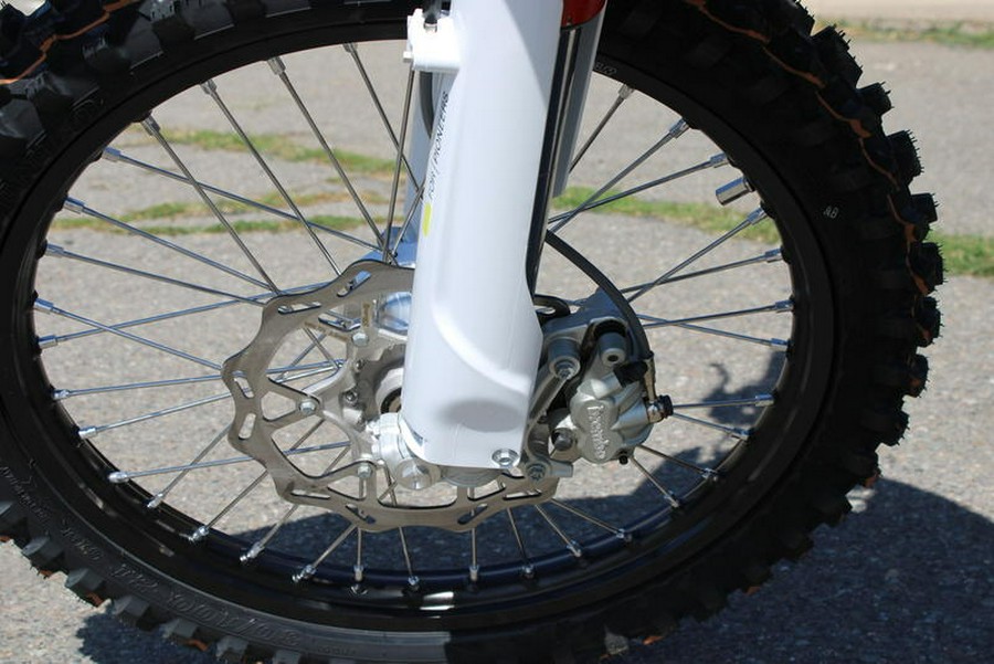 2025 Husqvarna® FC 450