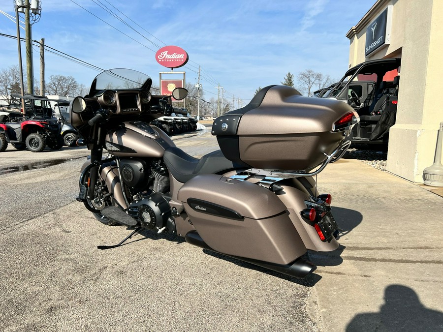 2019 Indian Motorcycle Chieftain® Dark Horse® ABS