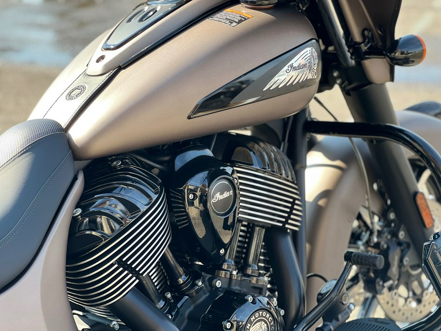 2019 Indian Motorcycle Chieftain® Dark Horse® ABS