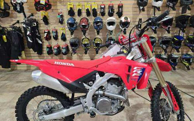 2026 CRF250R - Honda