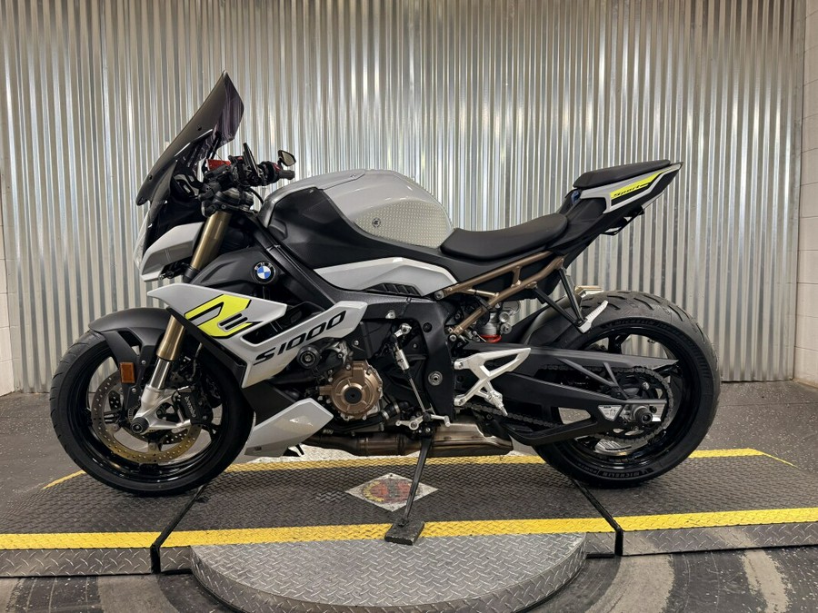 2022 BMW S 1000 R