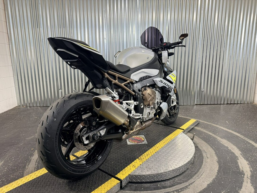 2022 BMW S 1000 R