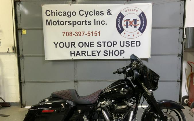 2017 Harley-Davidson FLHXS Street Glide Special