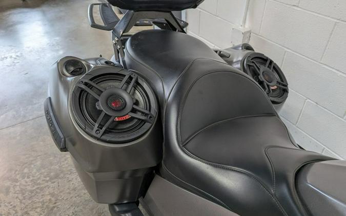 2014 Victory Motorcycles Cross Country Gloss Black