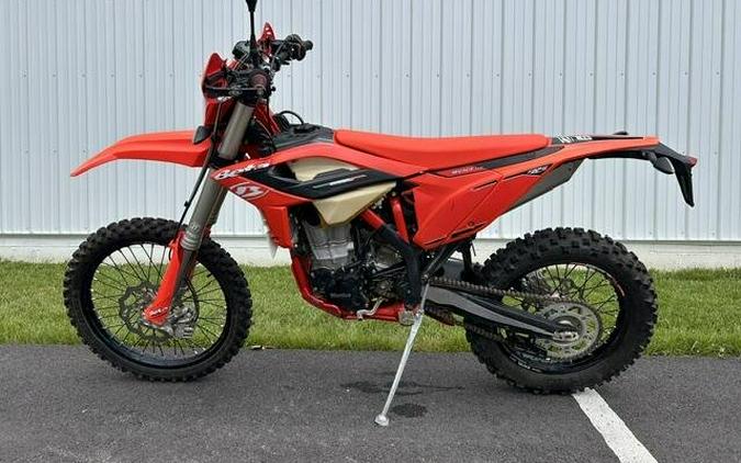 2023 BETA RR-S