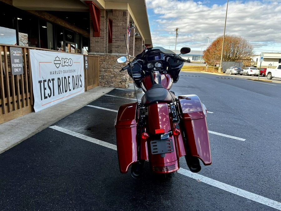 2023 Harley-Davidson Road Glide Heirloom Red Fade