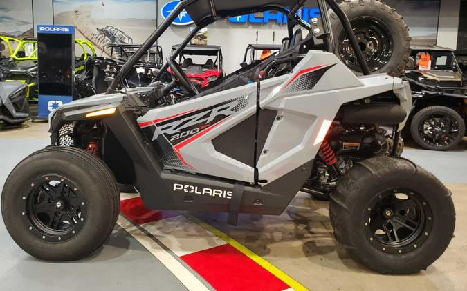 2024 POLARIS RZR 200 EFI