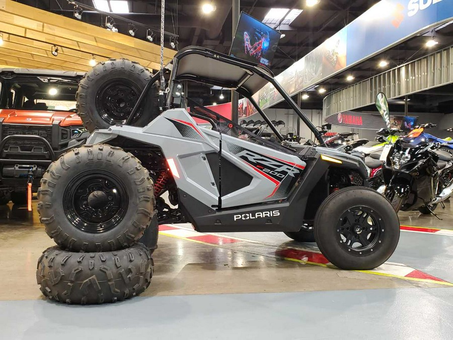 2024 POLARIS RZR 200 EFI