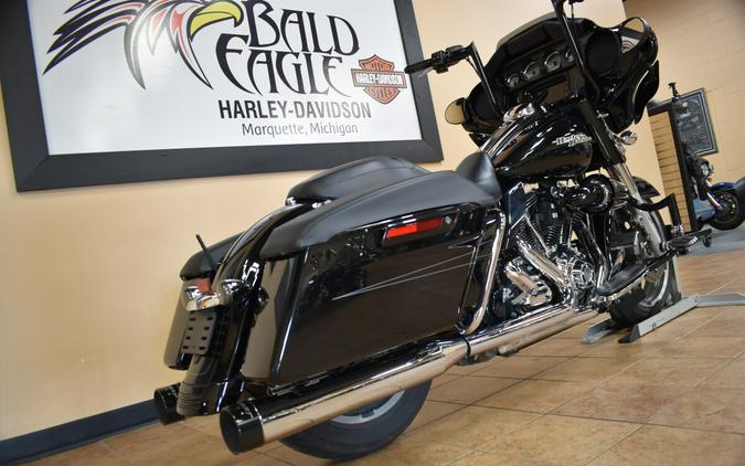 FLHXS 2015 Street Glide® Special