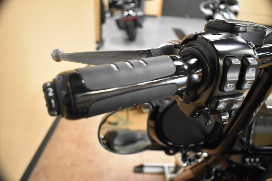 FLHXS 2015 Street Glide® Special