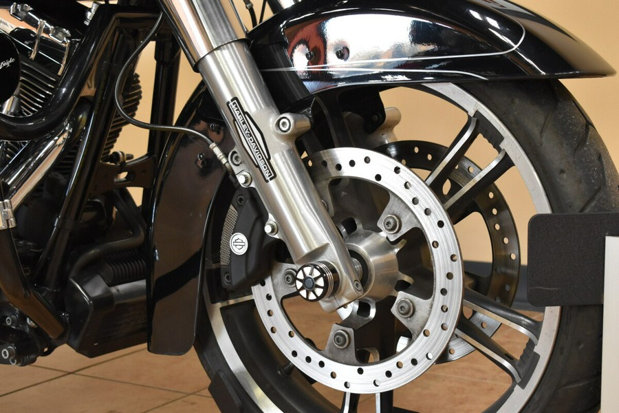 FLHXS 2015 Street Glide® Special