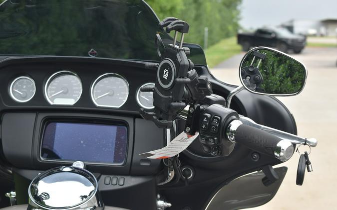 FLHTCUTG 2023 Tri Glide® Ultra