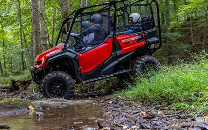 2023 Honda Pioneer 1000-5 Deluxe