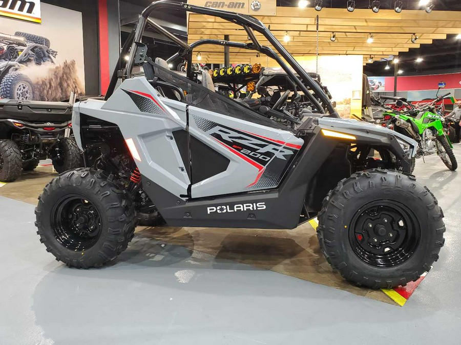 2024 POLARIS RZR 200 EFI