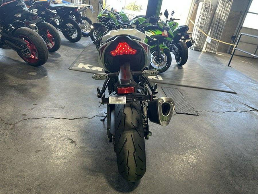 2025 Kawasaki Ninja ZX-6R ABS KRT Edition