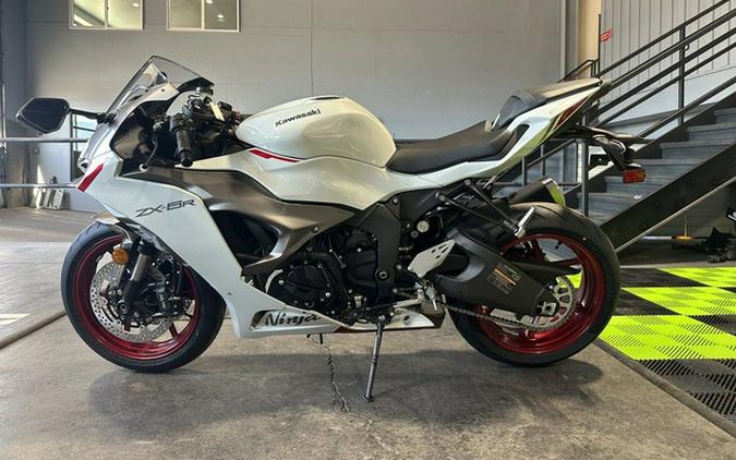 2025 Kawasaki Ninja ZX-6R ABS KRT Edition
