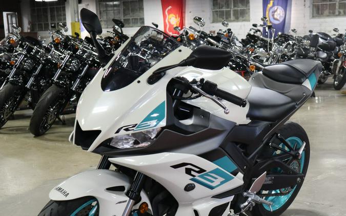 2024 Yamaha YZF-R3