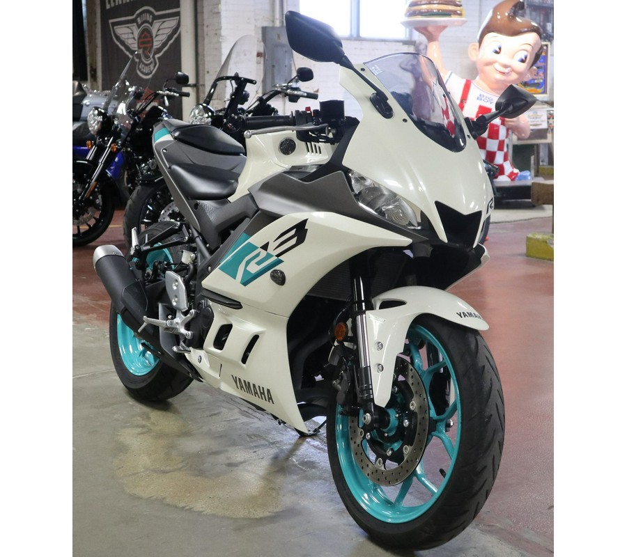 2024 Yamaha YZF-R3