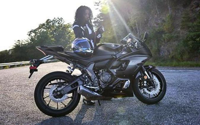 2025 Yamaha YZF-R7