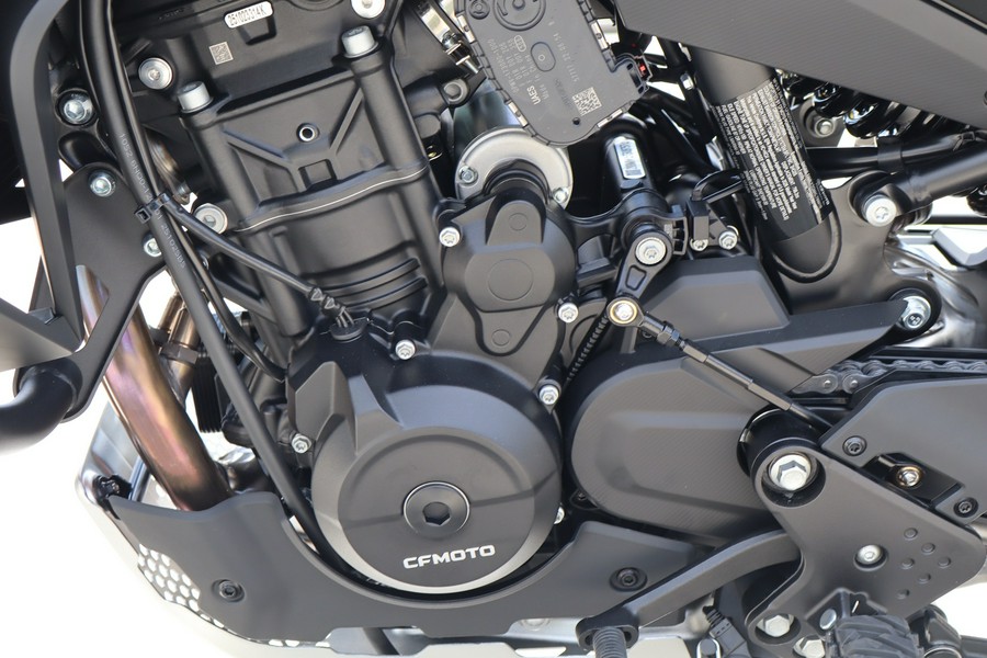 2026 CFMOTO Ibex 800 E