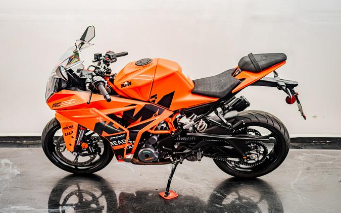 2023 KTM RC 390