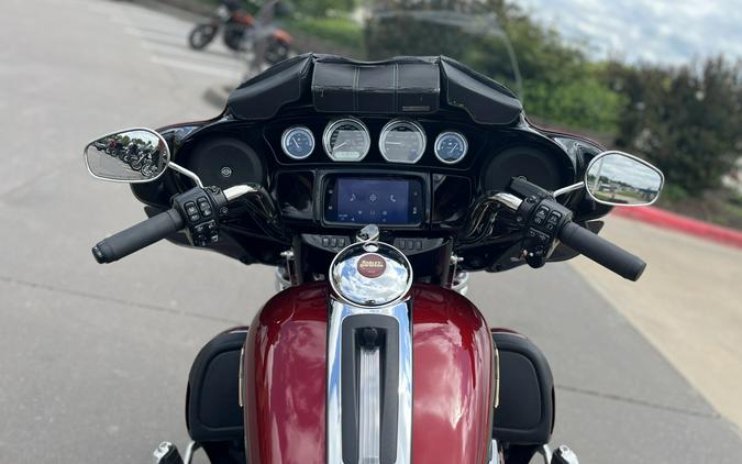 2023 Harley-Davidson® FLHTK Ultra Limited Heirloom Red Fade 659409