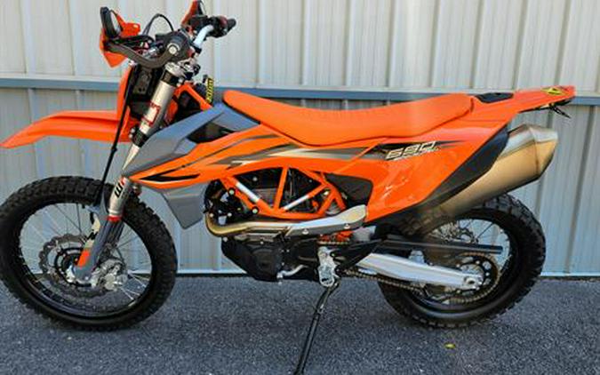 2024 KTM 690 Enduro R