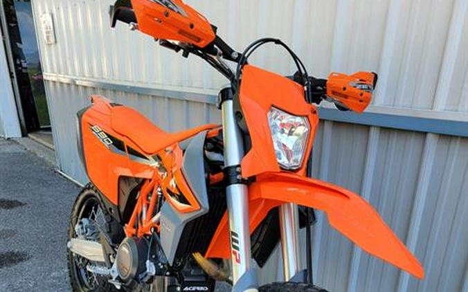 2024 KTM 690 Enduro R